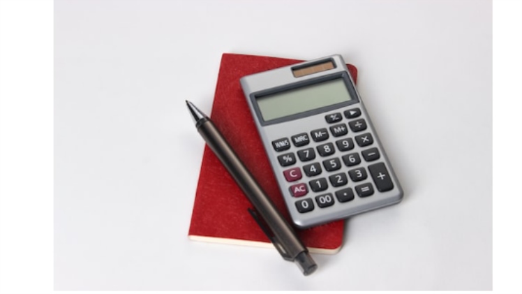 How To Invest Money and Spend It Responsibly